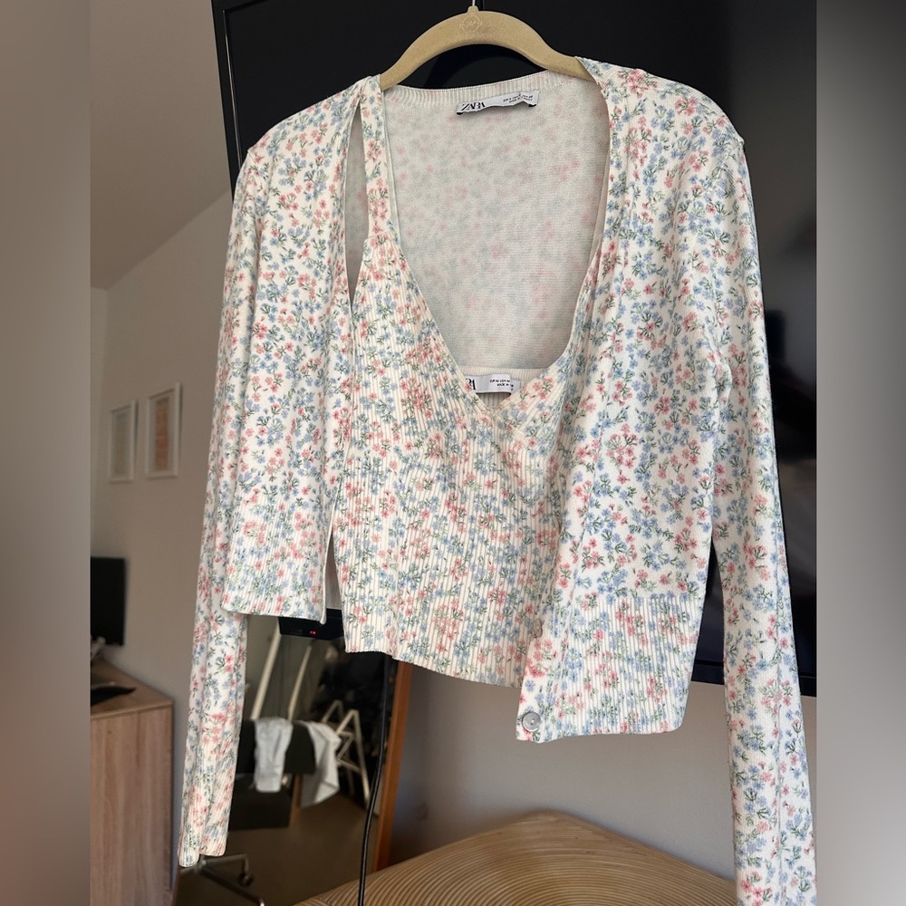 Zara floral tank + cardigan set